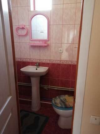 Гостиница Идиллия Судак Двухместный номер с 1 кроватью или 2 отдельными кроватями-4